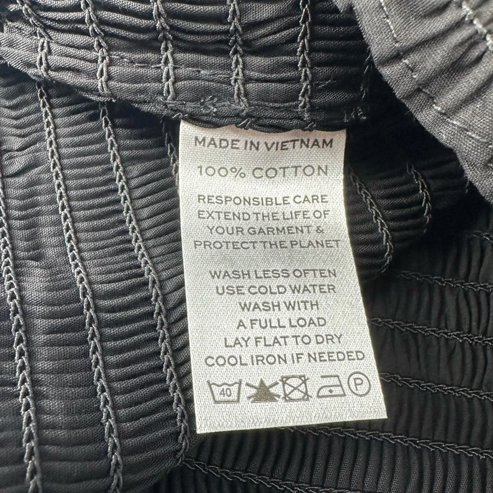 Hill House The Aiko Nap Top Black Smocked XXL New with Tags - Picture 13 of 14